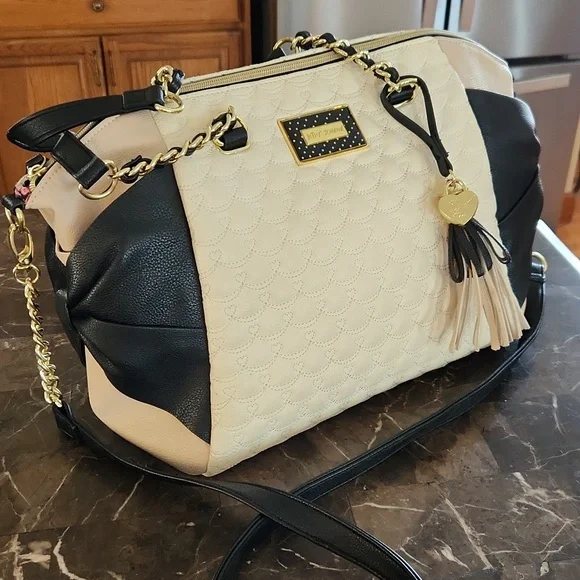 Betsey Johnson Tote / Shoulder Bag - Picture 1 of 11